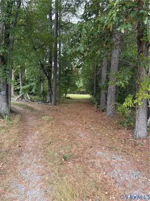 0 Howerton Rd, Dunnsville, VA 22454