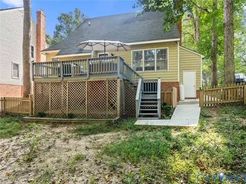 Exterior - 5615 Chatmoss Rd, Midlothian, VA 23112 photo 9 of 11