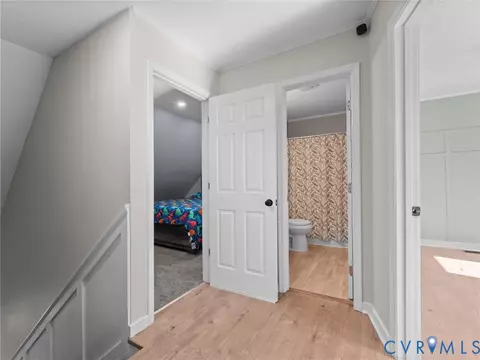 Entry Way - 5615 Chatmoss Rd, Midlothian, VA 23112 photo 9 of 9