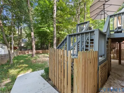 Exterior - 5615 Chatmoss Rd, Midlothian, VA 23112 photo 6 of 11