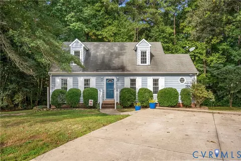 10900 Old Cheshire Ln, Chester, VA 23831