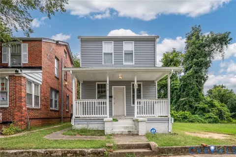 616 E Poythress St, Hopewell, VA 23860