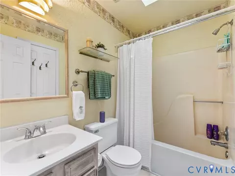 Bath - 3200 Terrybluff Dr, Midlothian, VA 23112 photo 1 of 2