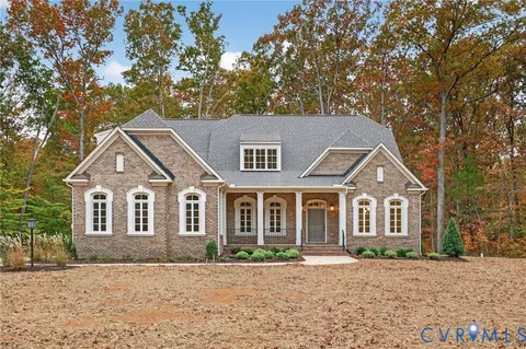 15173 Johns Trace Cir, Montpelier, VA 23192