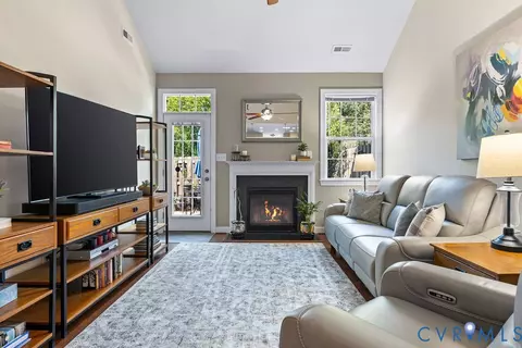 8264 Marley Dr, Mechanicsville, VA 23116