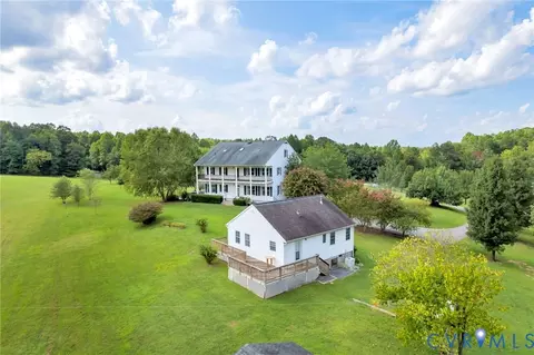 618 Rivanna Woods Dr, Fork Union, VA 23055