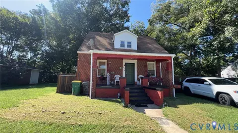 216 S 9th Ave, Hopewell, VA 23860