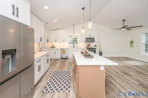Kitchen - 368 Greenbriar Rd, Walkerton, VA 23177 photo 6 of 9