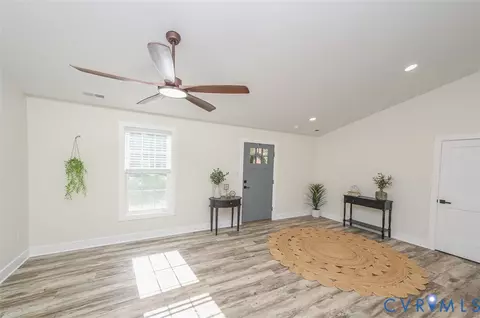 Entry Way - 368 Greenbriar Rd, Walkerton, VA 23177 photo 2 of 4