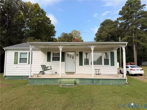 13812 Old Stage Rd, Dinwiddie, VA 23841