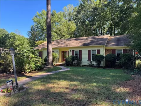 10129 Deepwood Cir, Henrico, VA 23238