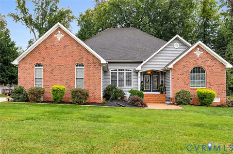 8365 Buckard Dr, Mechanicsville, VA 23111