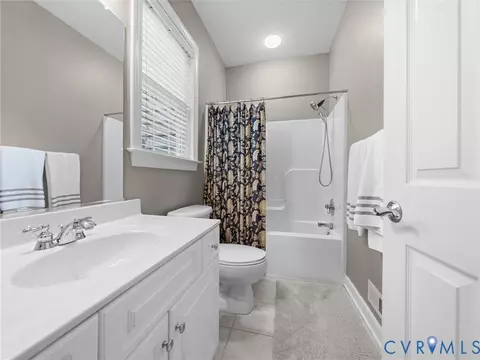 Bath - 14779 Rolling Spring Dr, Midlothian, VA 23114 photo 10 of 10