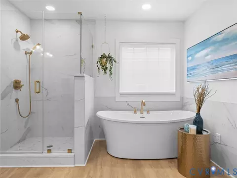 Bath - 14779 Rolling Spring Dr, Midlothian, VA 23114 photo 7 of 10