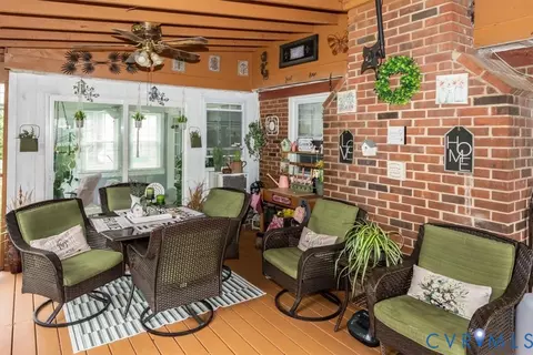 Exterior - 5510 Alberta Rd, Chesterfield, VA 23832 photo 6 of 10