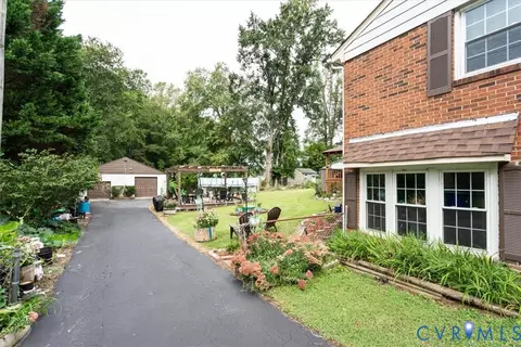 Exterior - 5510 Alberta Rd, Chesterfield, VA 23832 photo 3 of 10
