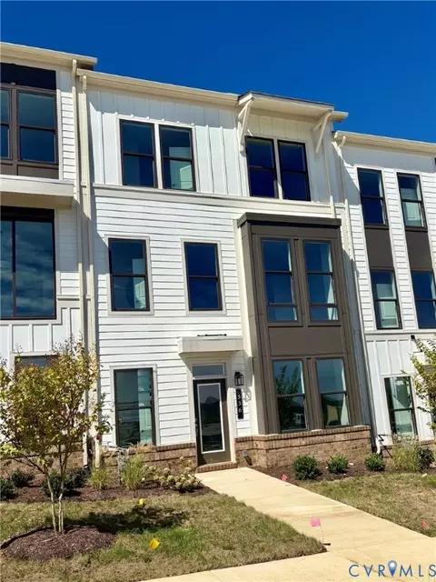Exterior - 512 Aura Ave, Midlothian, VA 23113 photo 1 of 1