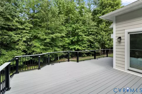 Exterior - 15948 Alsdell Rd, Midlothian, VA 23112 photo 4 of 7