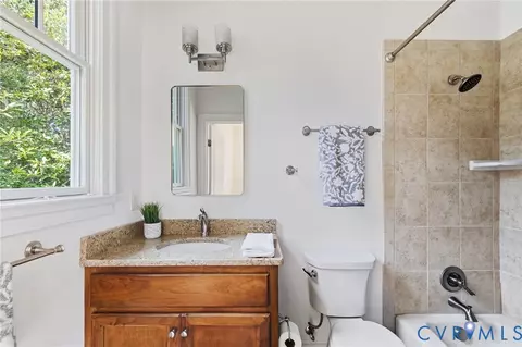 Bath - 15948 Alsdell Rd, Midlothian, VA 23112 photo 3 of 4