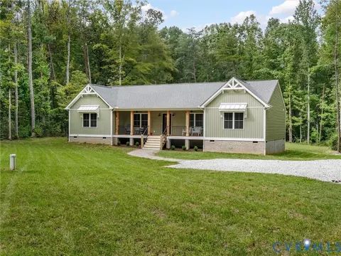 5428 W River Rd, Goochland, VA 23063