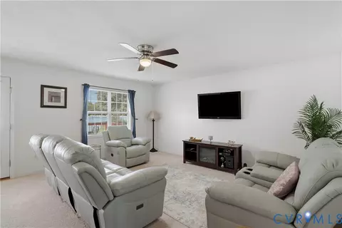 Living - 5044 Parrish Branch Rd, Midlothian, VA 23112 photo 1 of 1