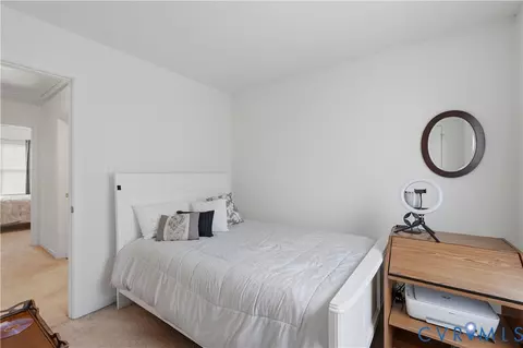 Bedroom - 5044 Parrish Branch Rd, Midlothian, VA 23112 photo 6 of 8