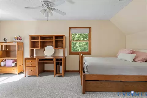 Bedroom - 138 W Spring Rd, Aylett, VA 23009 photo 8 of 9