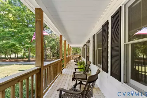 Exterior - 138 W Spring Rd, Aylett, VA 23009 photo 3 of 9