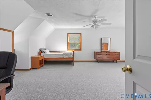 Bedroom - 138 W Spring Rd, Aylett, VA 23009 photo 5 of 9