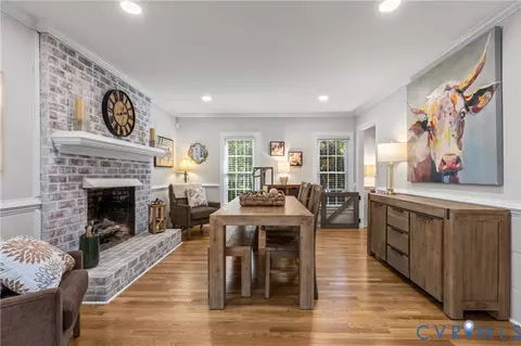 Dining - 2420 Olde Stone Rd, Midlothian, VA 23113 photo 2 of 5