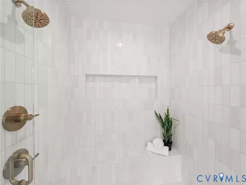 Bath - 14918 Bradfield Loop, Midlothian, VA 23112 photo 7 of 9