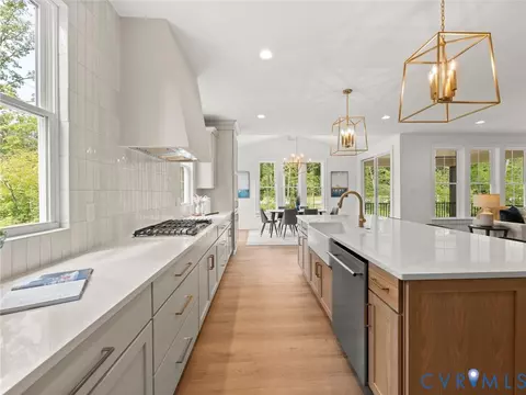 Kitchen - 14918 Bradfield Loop, Midlothian, VA 23112 photo 6 of 8