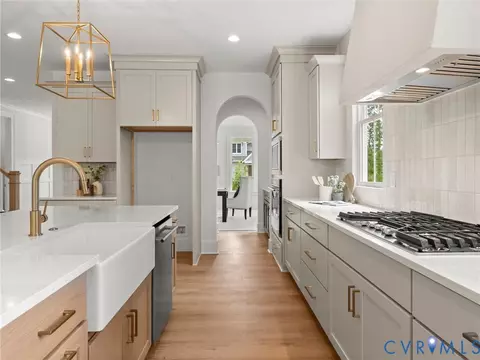 Kitchen - 14918 Bradfield Loop, Midlothian, VA 23112 photo 5 of 8