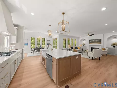 Kitchen - 14918 Bradfield Loop, Midlothian, VA 23112 photo 8 of 8