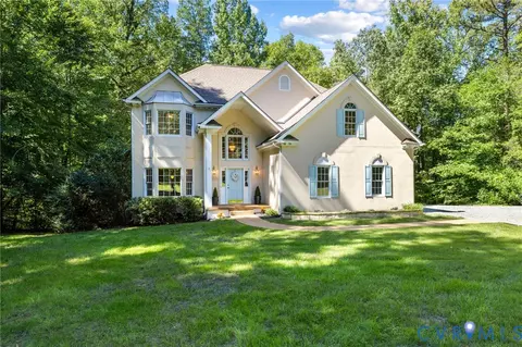 4924 Penny Ln, Gum Spring, VA 23065