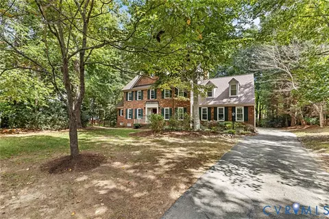 5800 Maple Brook Dr, Midlothian, VA 23112