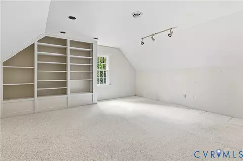 Bedroom - 5800 Maple Brook Dr, Midlothian, VA 23112 photo 8 of 10