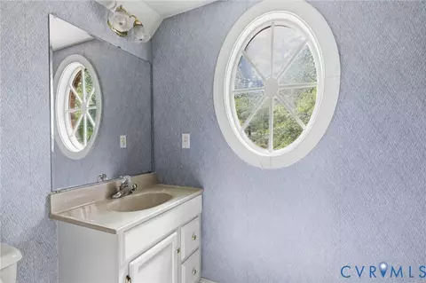 Bath - 5800 Maple Brook Dr, Midlothian, VA 23112 photo 7 of 7
