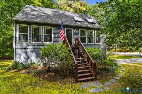 12620 Thoreau Dr, Chesterfield, VA 23832