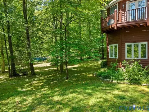Exterior - 2556 Ridge Rd, Powhatan, VA 23139 photo 12 of 13