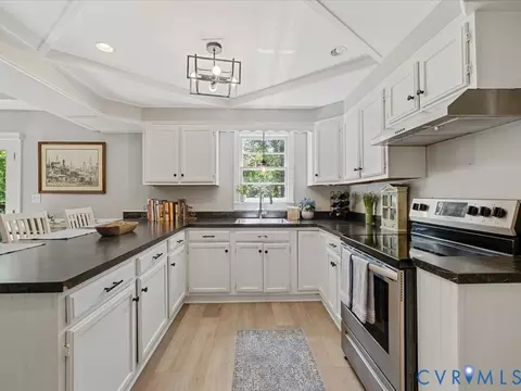 Kitchen - 2556 Ridge Rd, Powhatan, VA 23139 photo 3 of 3