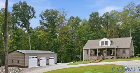 4010 Three Bridge Rd, Powhatan, VA 23139