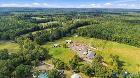 15203 Breedens Rd, Doswell, VA 23047