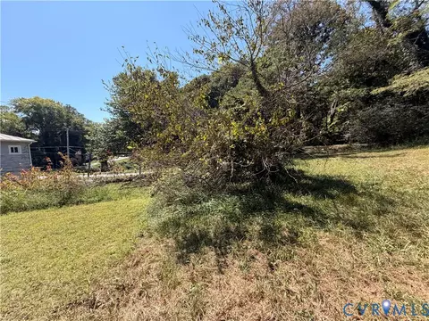 1117 Wray St, Martinsville, VA 24112