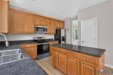 Kitchen - 14219 Jeffries Pl, Midlothian, VA 23114 photo 3 of 3