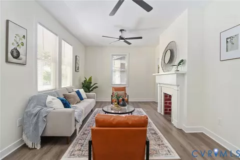 Living - 22 E 31st St, Richmond, VA 23224 photo 1 of 1