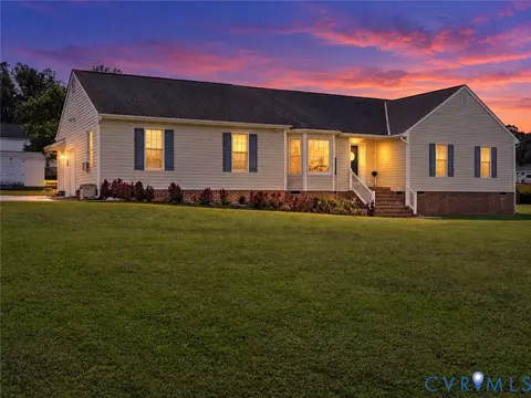 5325 Swift Hill Ln, Sandston, VA 23150