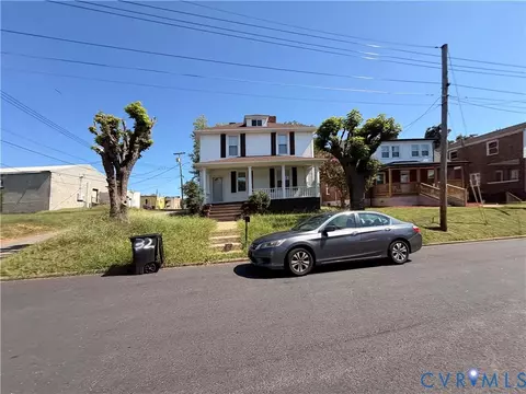 33 Dunlap St, Martinsville, VA 24112