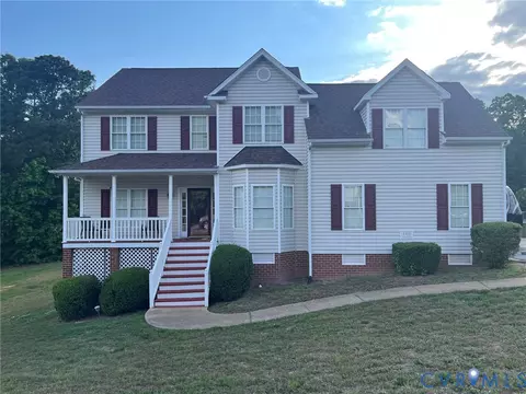 1413 Walthall Creek Dr, Colonial Heights, VA 23834