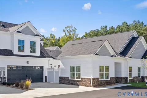 6726 Mayland Ridge Ln, Moseley, VA 23120